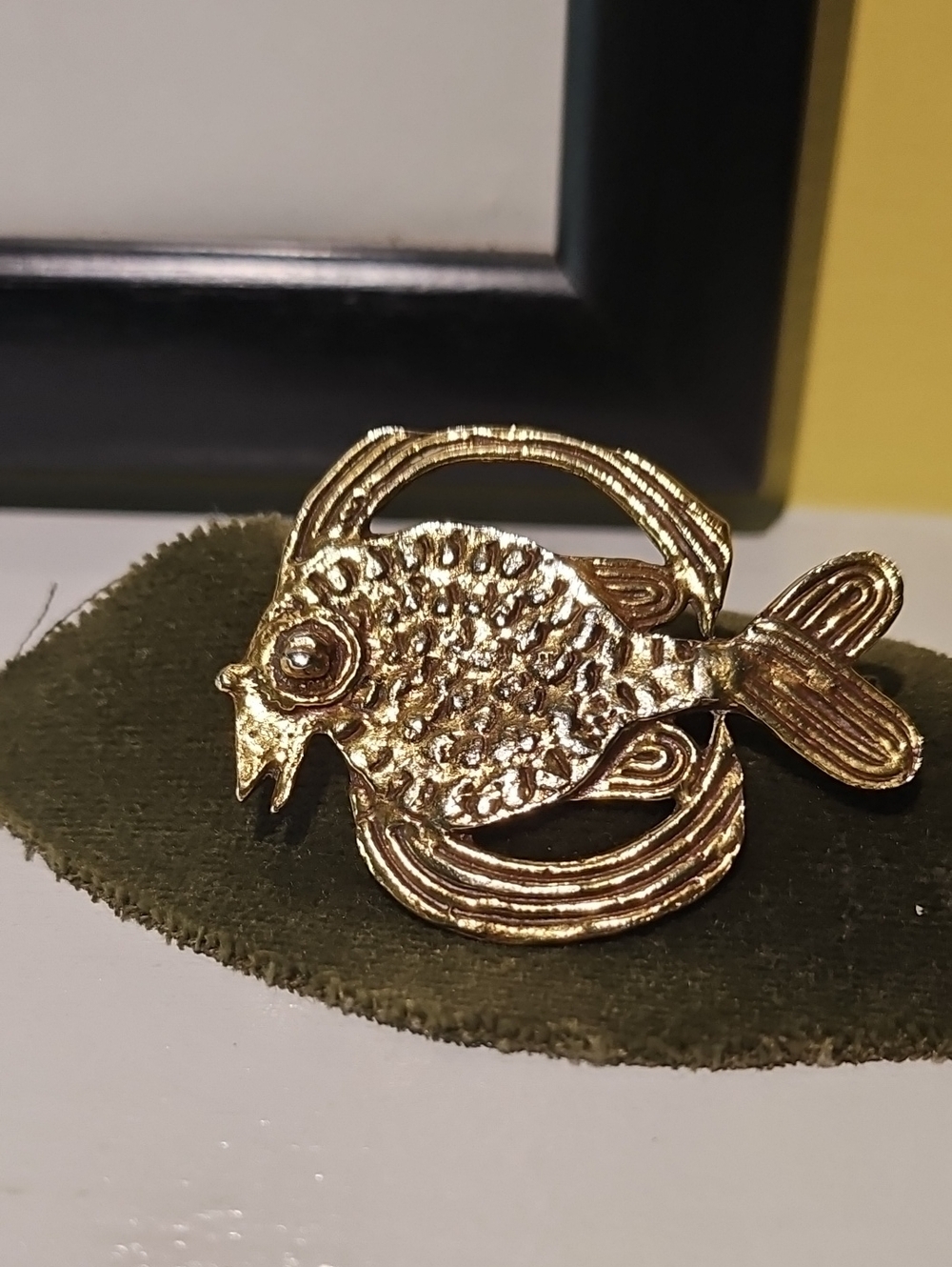 MCM Vintage Signed ALVA Museum Gold Tone Fish